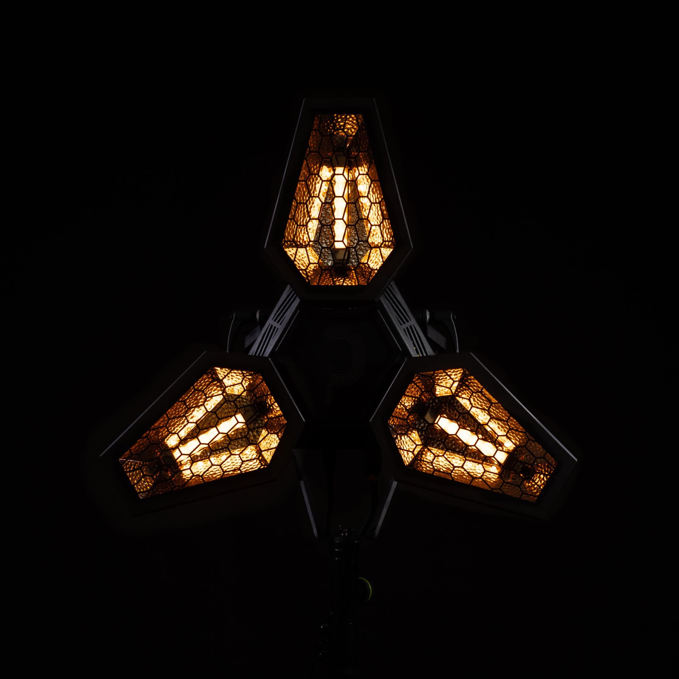 Portman MANTIS — front-on studio shot