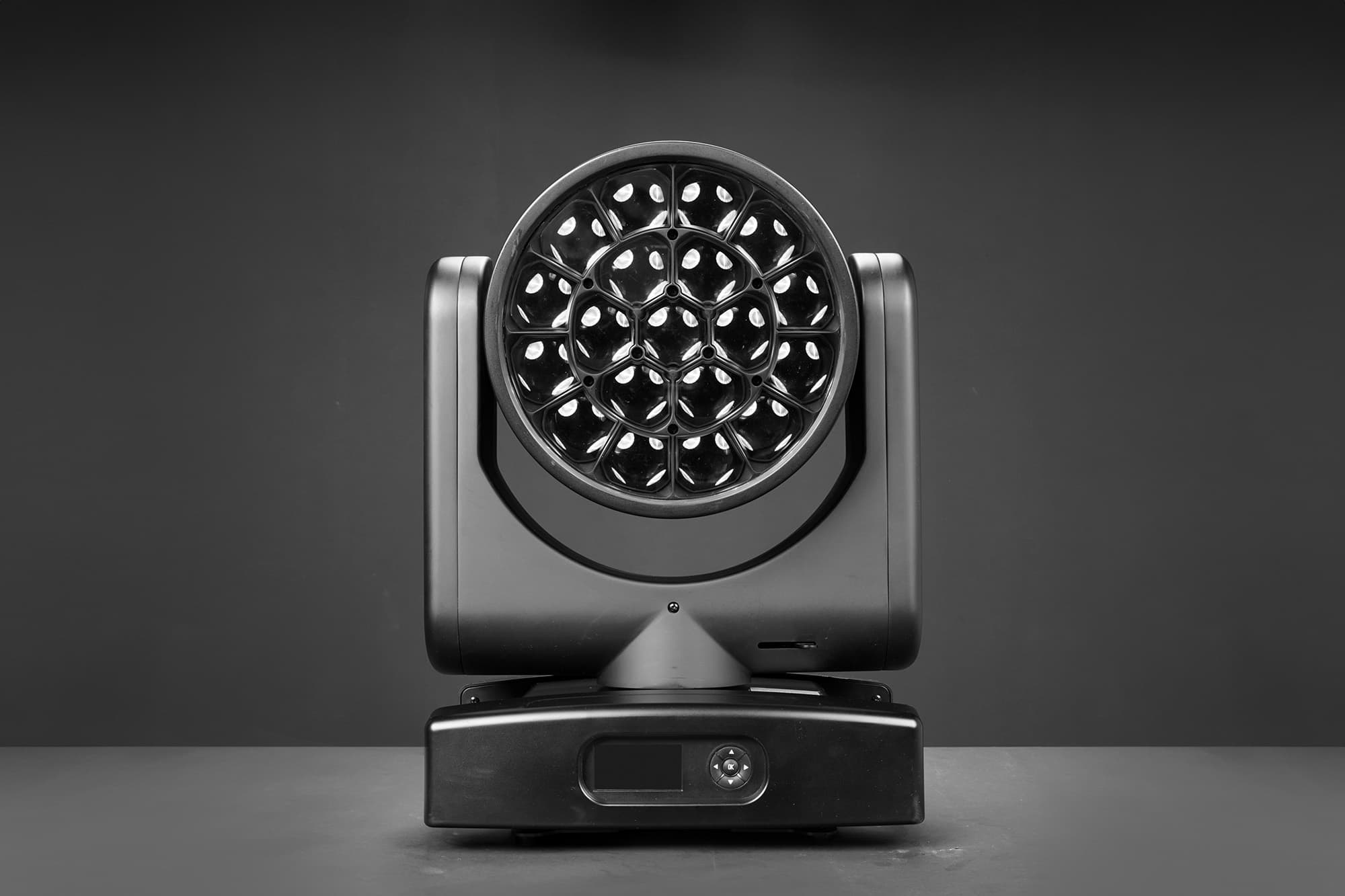 Claypaky HY B-EYE K15 Aqua — front view
